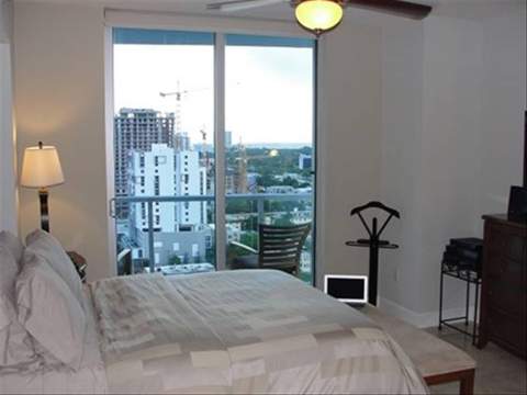 185 SW 7th Street 1802, Miami FL - photo 9 of 39