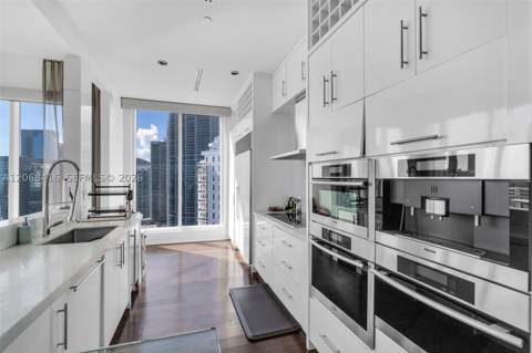900 Brickell Key Blvd 2904, Miami FL - photo 7 of 43