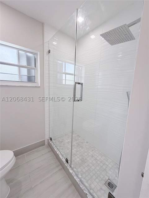 4492 NW 180th St, Miami Gardens FL - photo 16 of 34