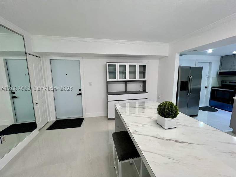3 bedroom Condominium at 7825 Miller Dr C211, Lakewood Villas Condo, Miami — photo 2