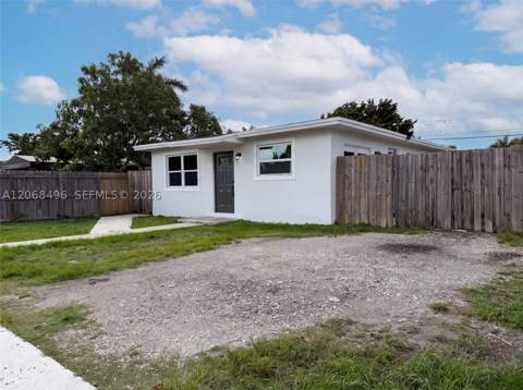 1320 NW 15th St, Homestead FL - photo 18 of 22