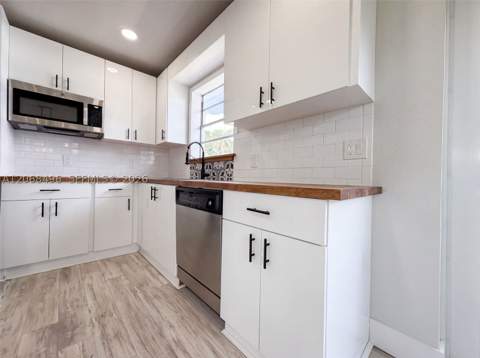 1320 NW 15th St, Homestead FL - photo 7 of 22
