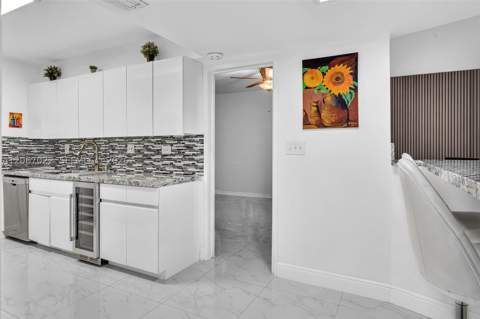 800 NE 195th St 220, Miami FL - photo 15 of 64