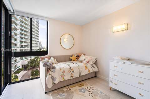 20185 E Country Club Dr 604+Den, Aventura FL - photo 20 of 30