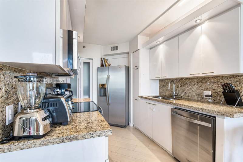 2 bedroom Condominium at 20185 E Country Club Dr 604+Den, The Landmark Condo, Aventura — photo 5