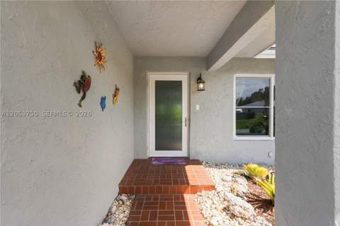 8445 SW 181st Ter, Palmetto Bay FL - photo 8 of 63