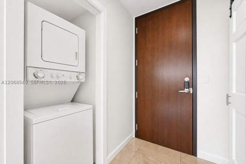 3250 Grand Ave 406, Miami FL - photo 18 of 24