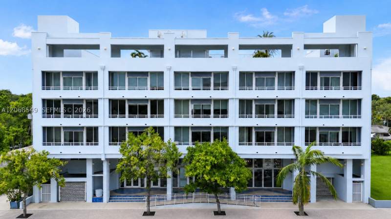 1 bedroom Condominium at 3250 Grand Ave 406, Cocostyle @ 3250 Grand Av, Miami — photo 3