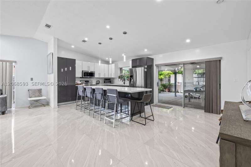 4 bedroom SingleFamilyResidence at 17150 SW 145th Ct, Richmond Homes, Miami — photo 4
