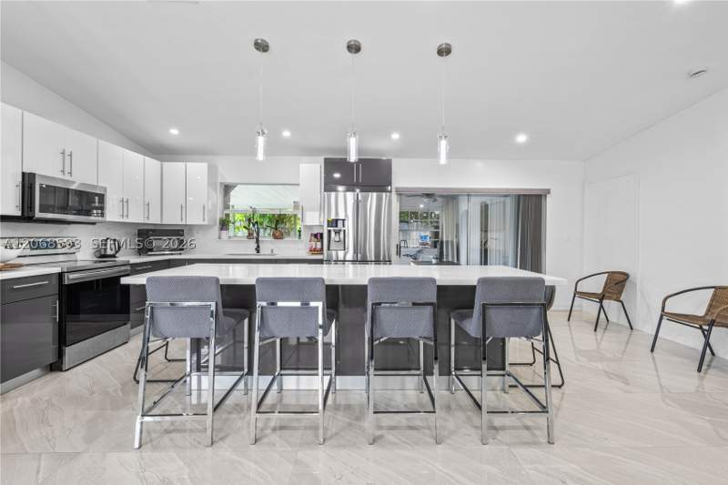 4 bedroom SingleFamilyResidence at 17150 SW 145th Ct, Richmond Homes, Miami — photo 5