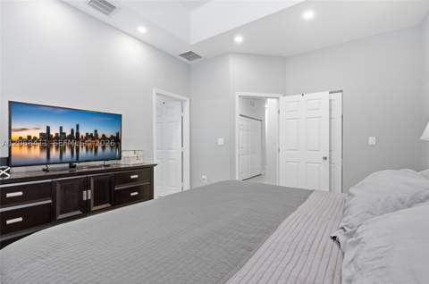 8906 SW 224th Ter, Cutler Bay FL - photo 17 of 38