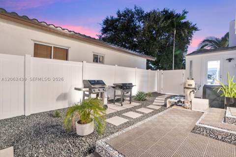 742 NE 82nd Ter, Miami FL - photo 20 of 36