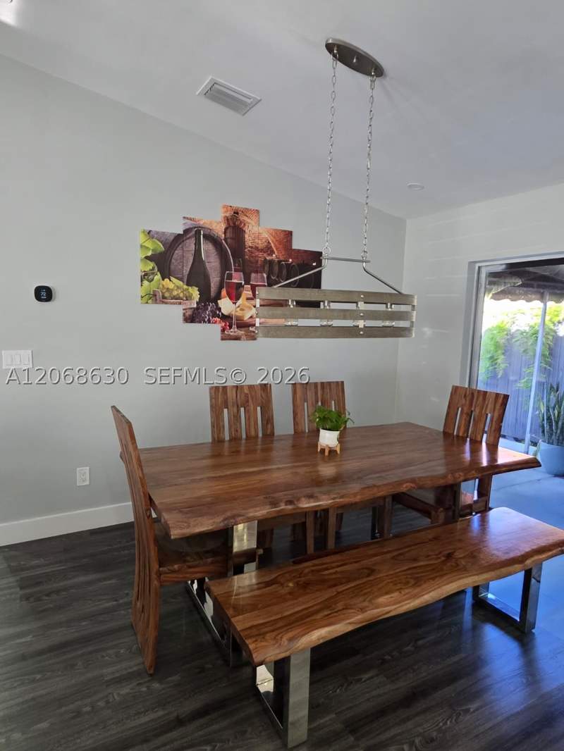 3 bedroom SingleFamilyResidence at 11122 SW 143rd Ct, Country Tree Sub, Miami — photo 5