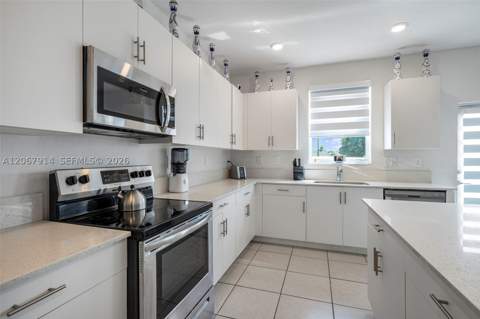 21189 SW 127th Ct, Miami FL - photo 11 of 47