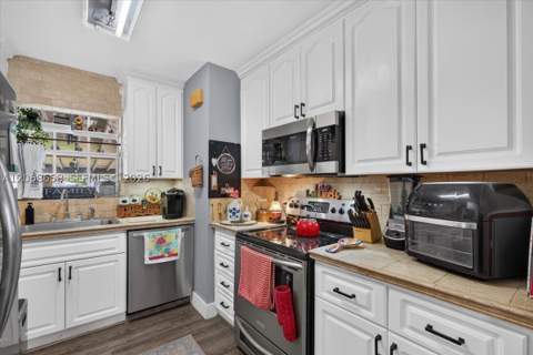 121 E 36th St, Hialeah FL - photo 13 of 32