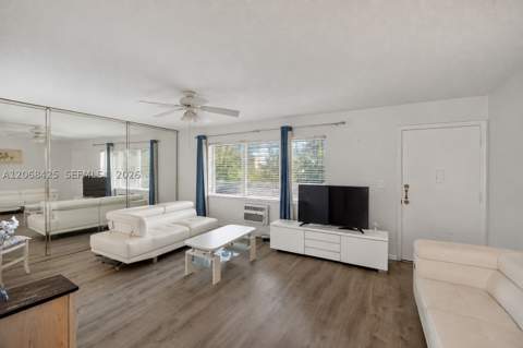 3922 NE 166th St S303, North Miami Beach FL - photo 12 of 25