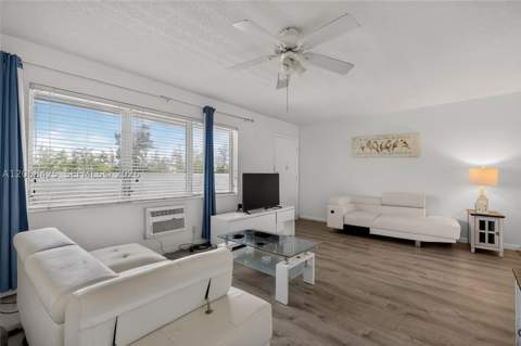 3922 NE 166th St S303, North Miami Beach FL - photo 15 of 25