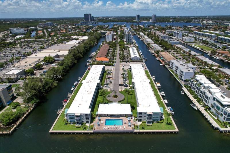 1 bedroom Condominium at 3922 NE 166th St S303, Eastern Shores Palo Alto, North Miami Beach — photo 3