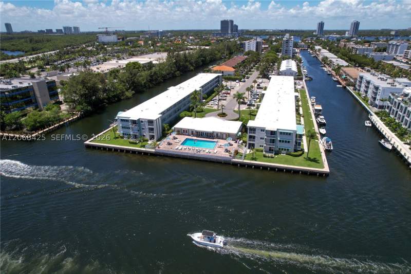 1 bedroom Condominium at 3922 NE 166th St S303, Eastern Shores Palo Alto, North Miami Beach — photo 4