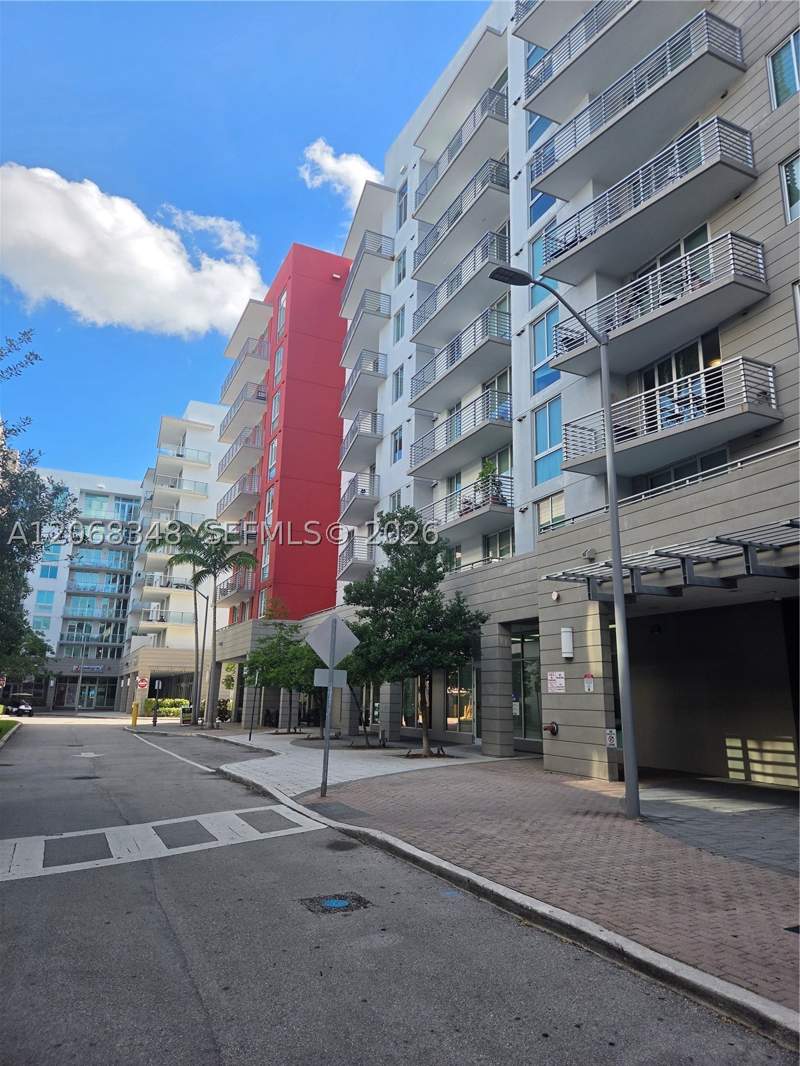 1 bedroom Condominium at 7875 NW 107th Ave 605, Midtown Doral Condo 4, Doral — photo 2