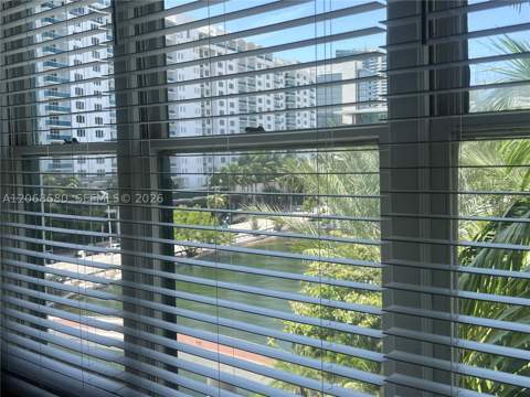 2421 Lake Pancoast Dr 4D, Miami Beach FL - photo 12 of 15