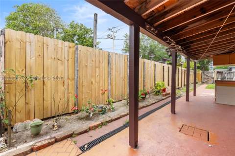 1223 NE 182nd St, North Miami Beach FL - photo 15 of 18