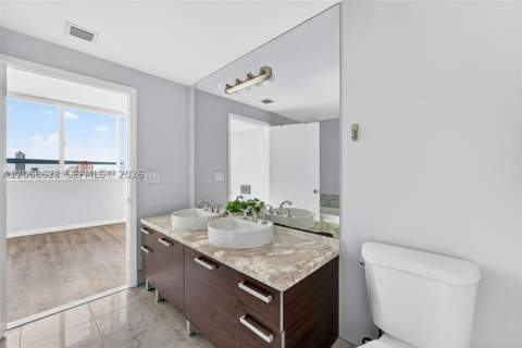 244 Biscayne Blvd 3702, Miami FL - photo 10 of 21