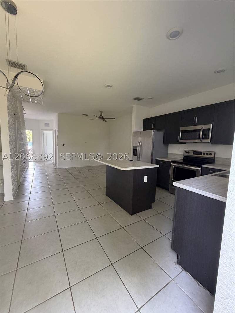 3 bedroom Townhouse at 2739 SE 17th St, Homestead Park Of Commerc, Homestead — photo 5