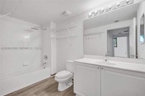 888 S Douglas Rd 304, Coral Gables FL - photo 7 of 13