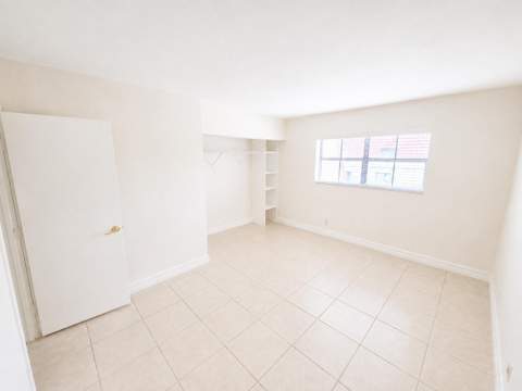 6705 N Kendall Drive 307, Pinecrest FL - photo 13 of 24