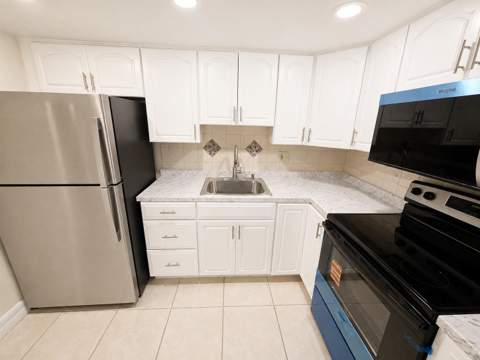 6705 N Kendall Drive 307, Pinecrest FL - photo 7 of 24