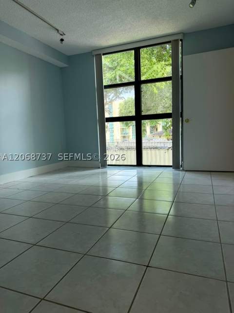 11780 SW 18th St 215-2, Miami FL - photo 10 of 32