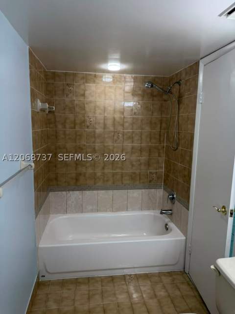 11780 SW 18th St 215-2, Miami FL - photo 16 of 32