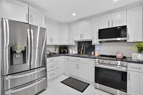 2050 SW 122nd Ave 21, Miami FL - photo 11 of 37