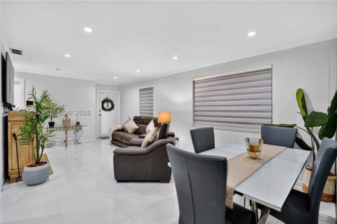 2050 SW 122nd Ave 21, Miami FL - photo 6 of 37