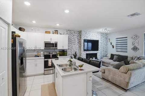 3378 W 112th St, Hialeah FL - photo 22 of 44
