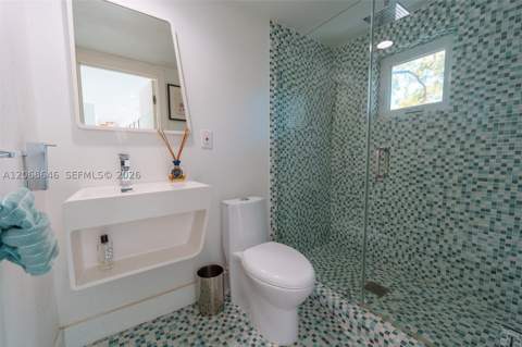 7277 SW 165th St, Palmetto Bay FL - photo 9 of 45