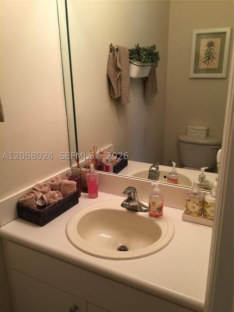 4 bedroom SingleFamilyResidence at 22644 SW 109th Path, Vitran Homes At Morningsi, Miami — photo 5