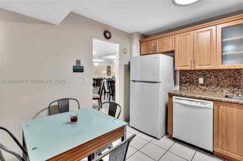 9273 Collins Ave 308, Surfside FL - photo 17 of 21