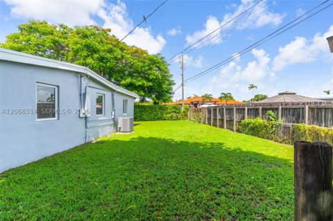 11445 SW 43rd Ter, Miami FL - photo 24 of 31