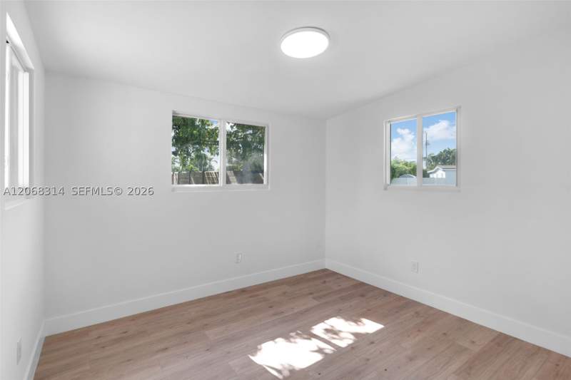3 bedroom SingleFamilyResidence at 11445 SW 43rd Ter, Westwood Lake, Miami — photo 5