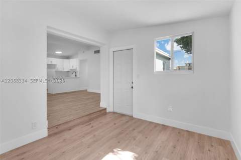 11445 SW 43rd Ter, Miami FL - photo 6 of 31