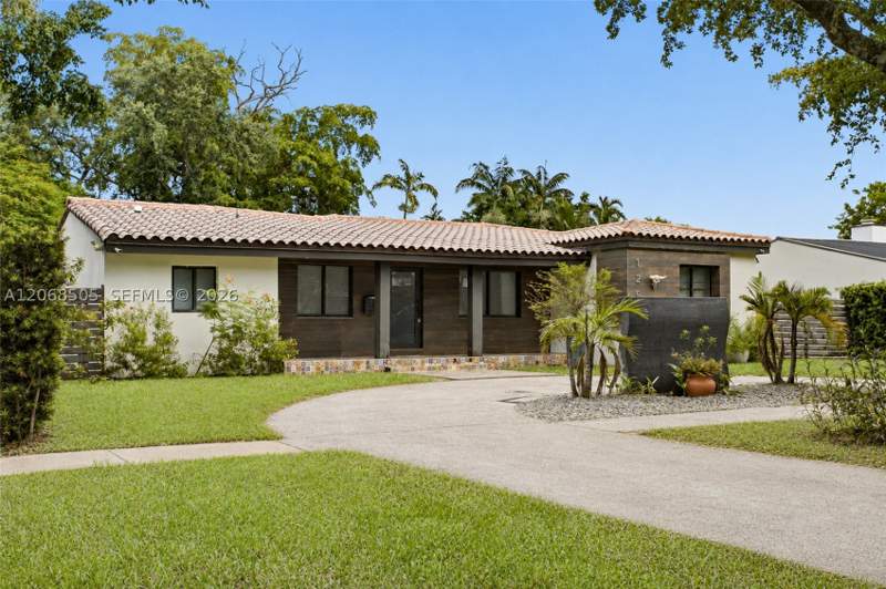 3 bedroom SingleFamilyResidence at 125 NE 107th St, Dunnings Miami Shores Ext, Miami Shores — photo 2
