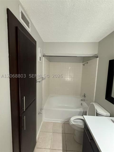 15600 SW 106th Ln 1007, Miami FL - photo 12 of 25