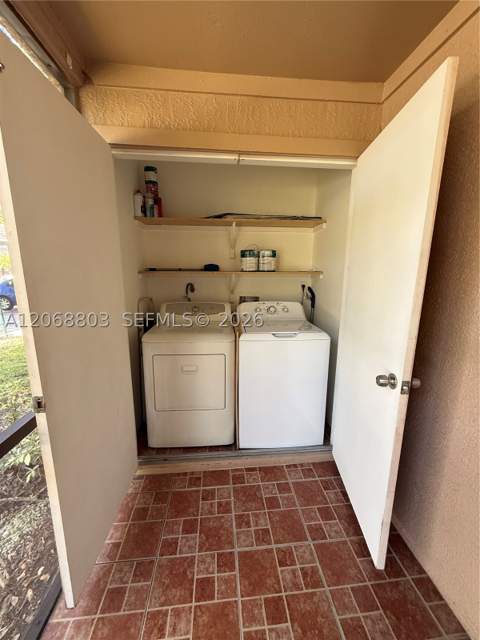 15600 SW 106th Ln 1007, Miami FL - photo 19 of 25