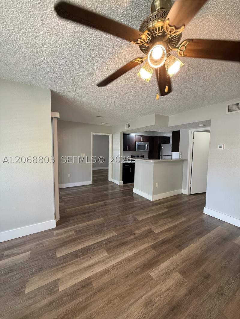 2 bedroom Condominium at 15600 SW 106th Ln 1007, Vista Lago At The Hammock, Miami — photo 3