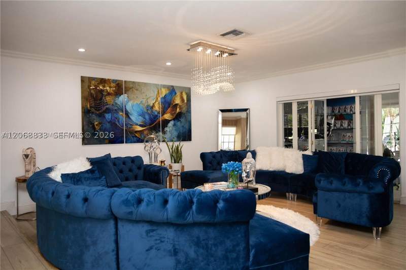 4 bedroom SingleFamilyResidence at 8305 SW 171st St, Old Cutler West Sec 3, Palmetto Bay — photo 2