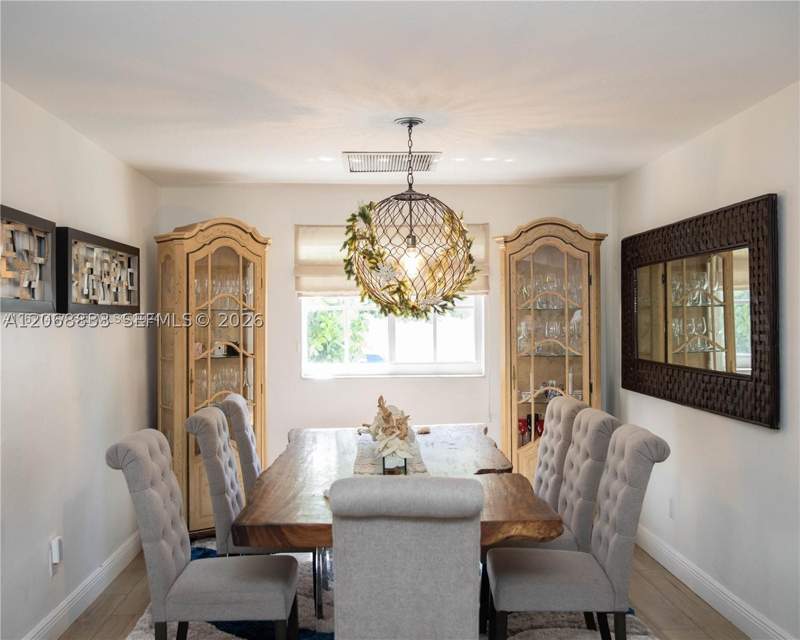 4 bedroom SingleFamilyResidence at 8305 SW 171st St, Old Cutler West Sec 3, Palmetto Bay — photo 5