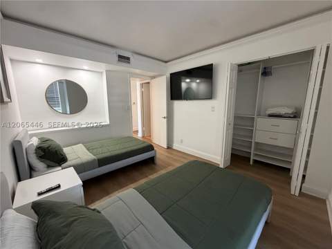 2903 N Miami Beach Blvd 201, North Miami Beach FL - photo 16 of 18