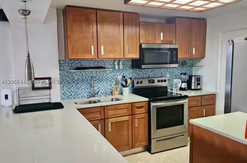 2 bedroom Condominium at 2903 N Miami Beach Blvd 201, Island Shores Condo, North Miami Beach — photo 2